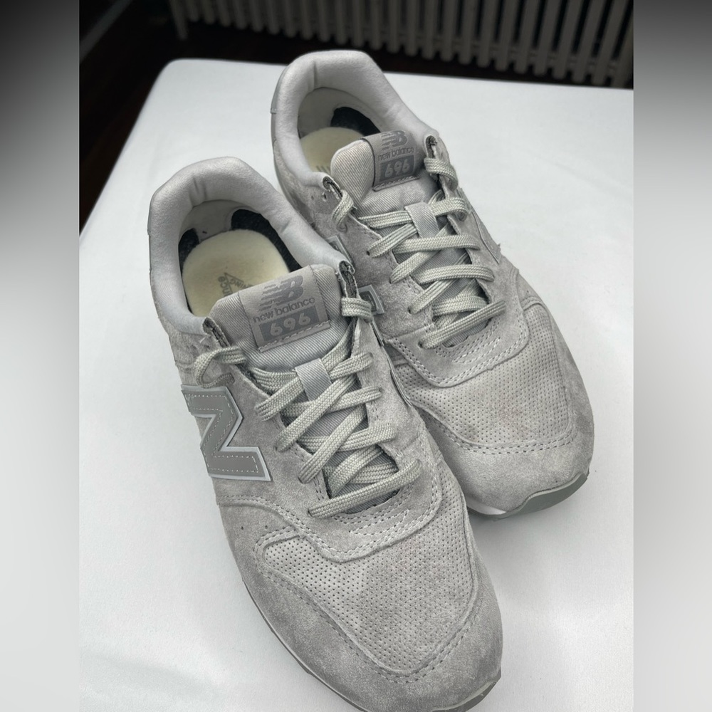 New Balance Womens 696 SOLD
